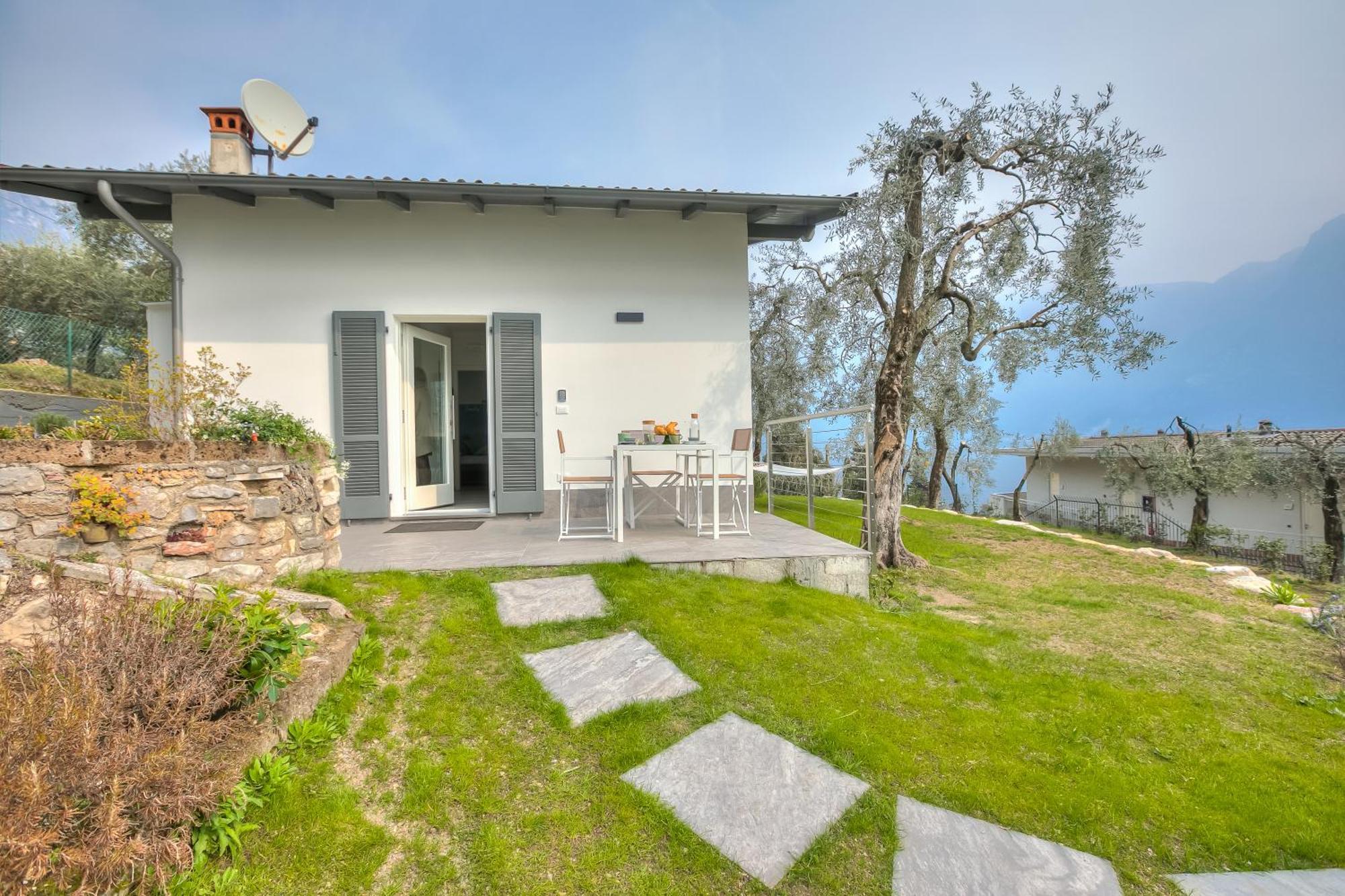 リモーネ・スル・ガルダ Relais Nanzello Garda Living 1 And 2ヴィラ エクステリア 写真