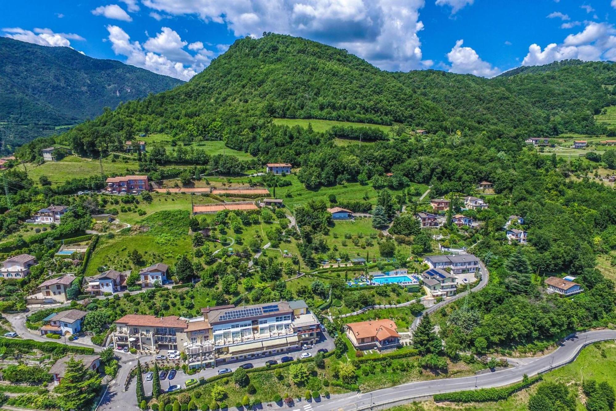 リモーネ・スル・ガルダ Relais Nanzello Garda Living 1 And 2ヴィラ エクステリア 写真