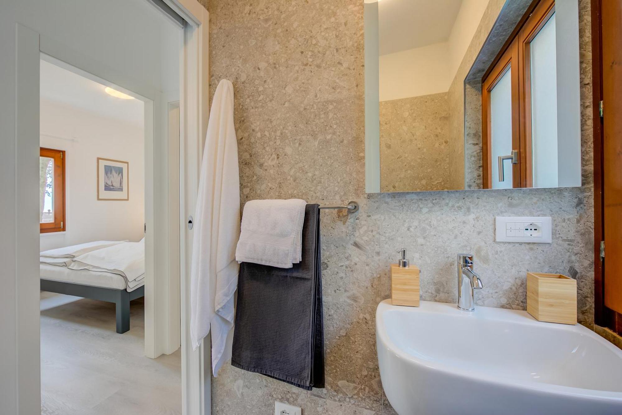 リモーネ・スル・ガルダ Relais Nanzello Garda Living 1 And 2ヴィラ エクステリア 写真